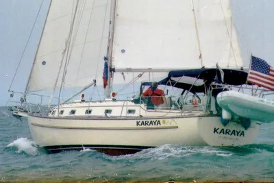 Island Packet 40