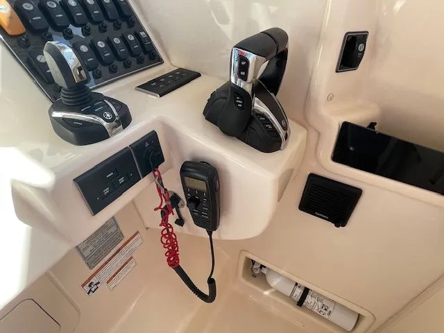  Yacht Photos Pics 2021 Grady-White 325 Freedom control console with controls.