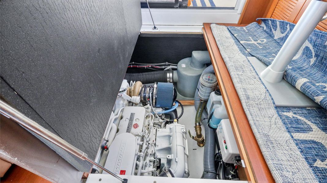 2017 Beneteau Swift Trawler 34