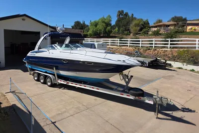 Crownline 325 SCR