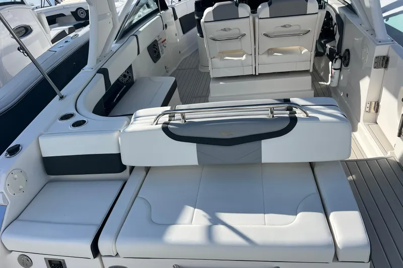  Yacht Photos Pics 2020 Chaparral 280 OSX boat interior with white seating and modern design.
