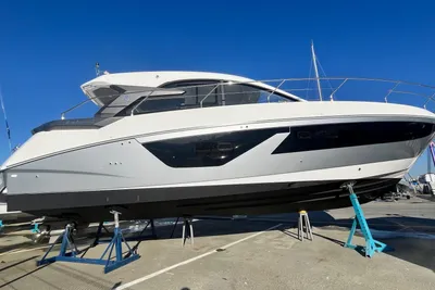2024 Beneteau Gran Turismo 41