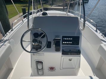 Edgewater 188CC