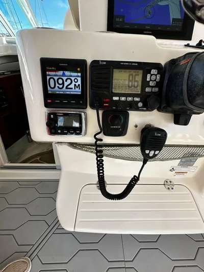  Yacht Photos Pics 2016 Grady-White Express 370 boat dashboard with navigation and communication equipment.