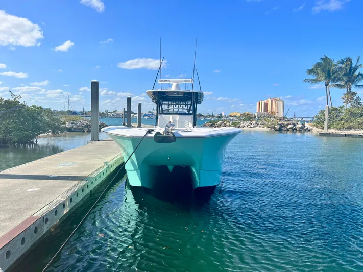 Tightline Yacht Photos Pics 