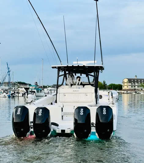 Tightline Yacht Photos Pics 