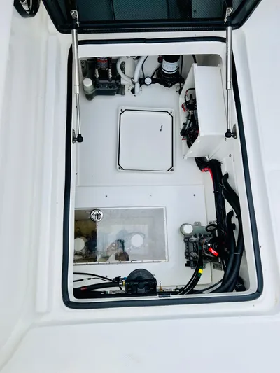 Tightline Yacht Photos Pics Bilge 2