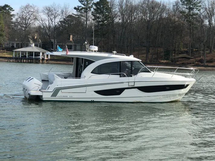 Tyme Again Yacht Photos Pics 