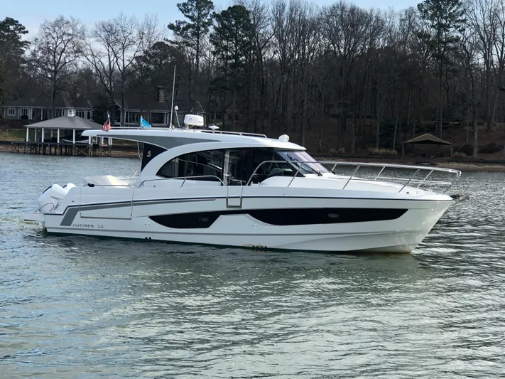 Tyme Again Yacht Photos Pics 