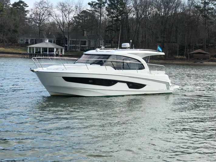 Tyme Again Yacht Photos Pics 