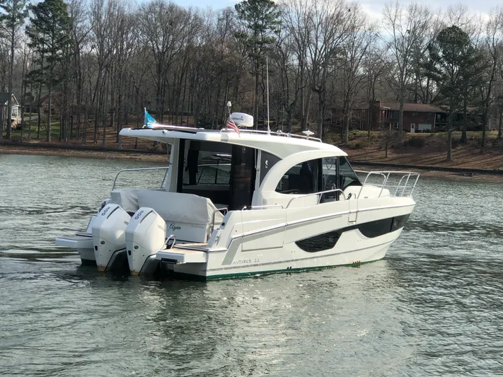 Tyme Again Yacht Photos Pics 