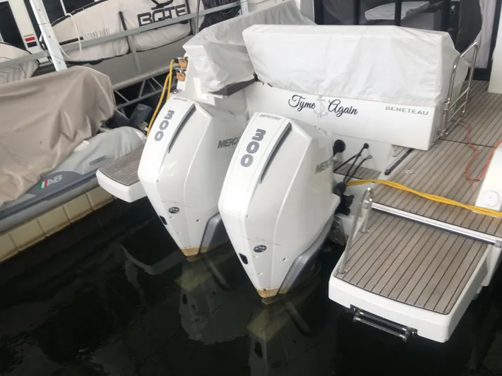 Tyme Again Yacht Photos Pics 