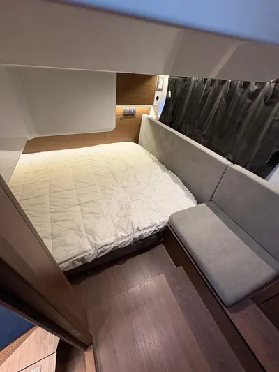 Tyme Again Yacht Photos Pics 