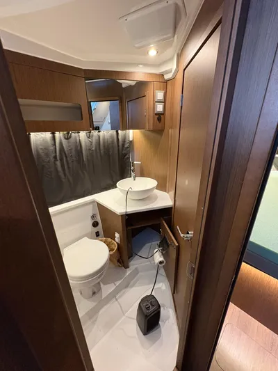 Tyme Again Yacht Photos Pics 