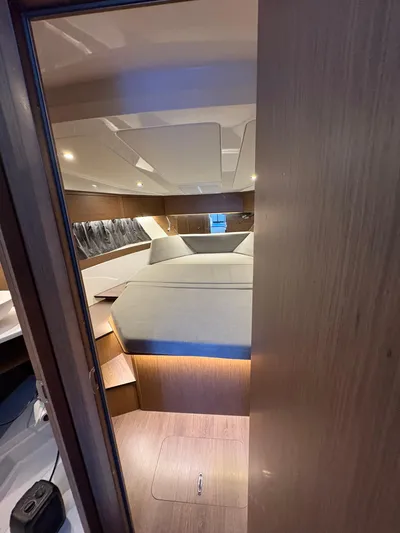 Tyme Again Yacht Photos Pics 