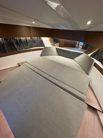 Tyme Again Yacht Photos Pics 