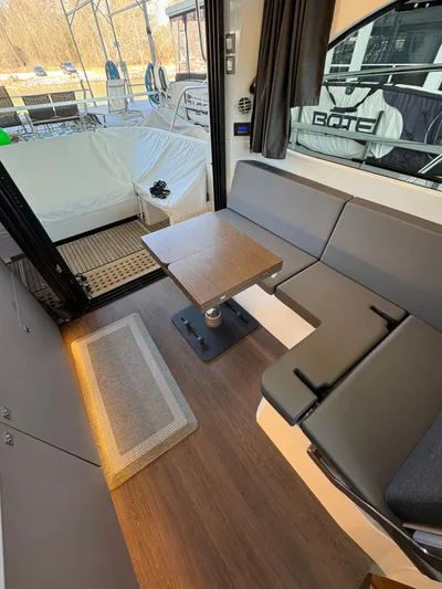 Tyme Again Yacht Photos Pics 