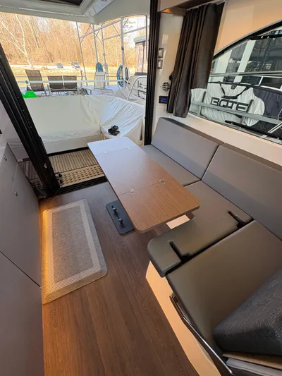 Tyme Again Yacht Photos Pics 