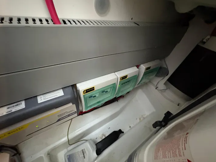 Tyme Again Yacht Photos Pics 