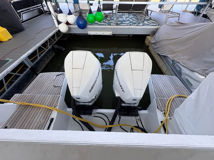 Tyme Again Yacht Photos Pics 