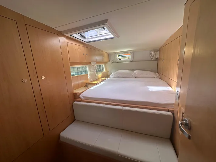 Nawa Yacht Photos Pics 