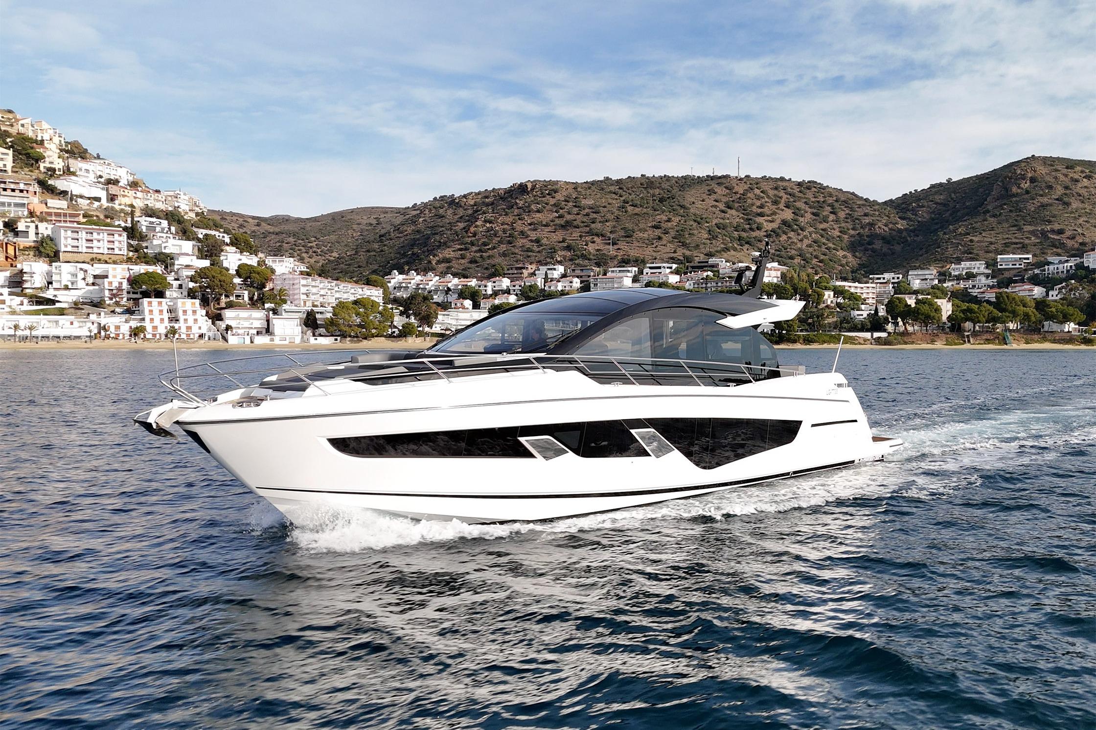 Sunseeker Predator 65