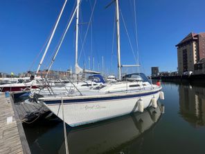 1990 Westerly Storm 33