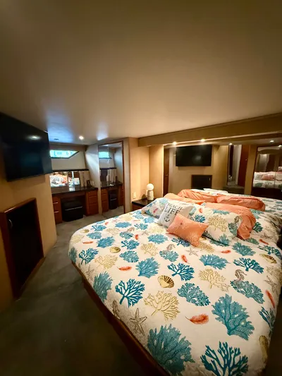 Frejya Yacht Photos Pics 