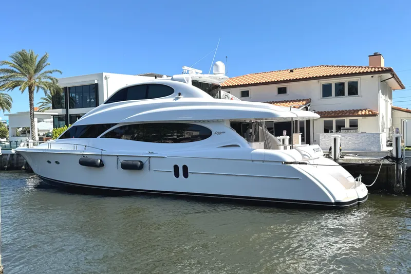 Fomo2 Yacht Photos Pics 