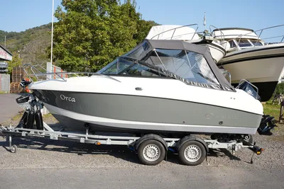 2019 Coaster 600 DC mit Trailer