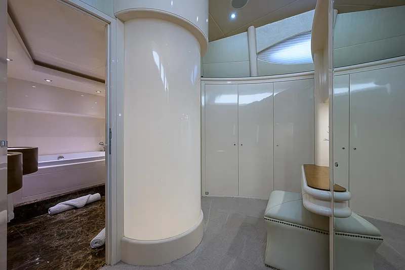 Grandeur Yacht Photos Pics Luxurious interior of 2005 DMB Danube Motor Yacht with modern design and elegant furnishings.