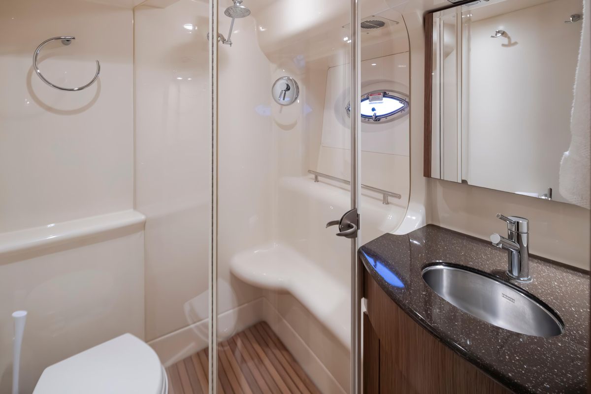 2015 Meridian 44 