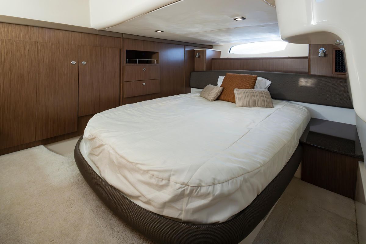 2015 Meridian 44 
