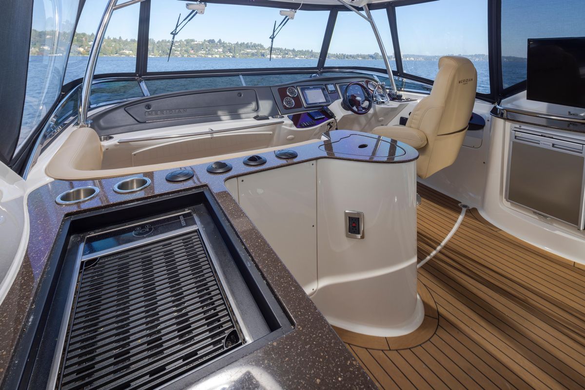 2015 Meridian 44 