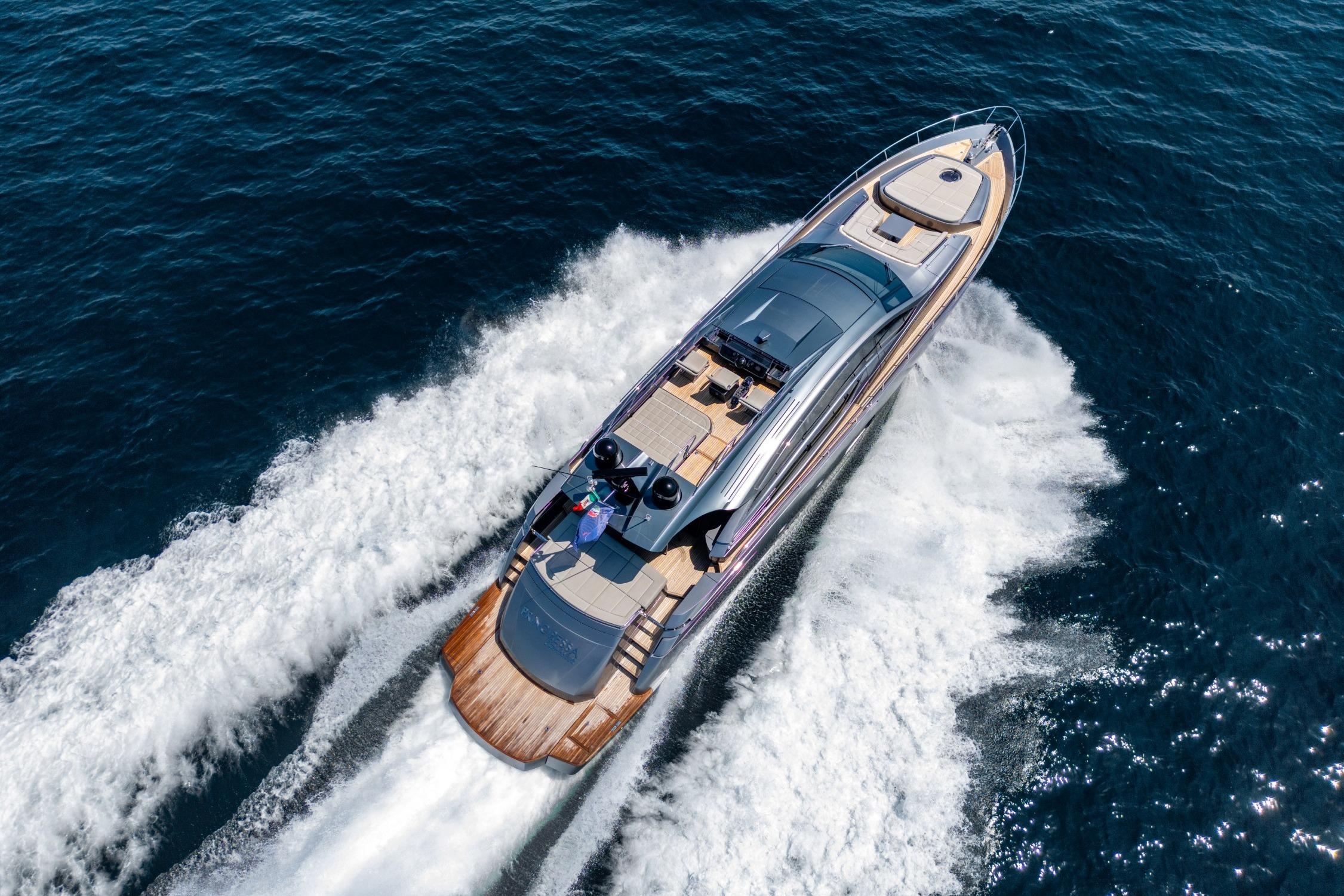 2019 Pershing Pershing 82 VHP