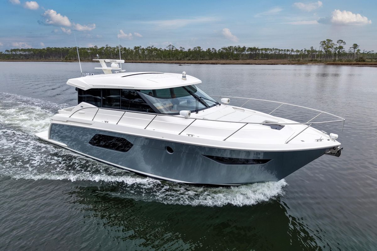2019 Tiara Yachts 49 