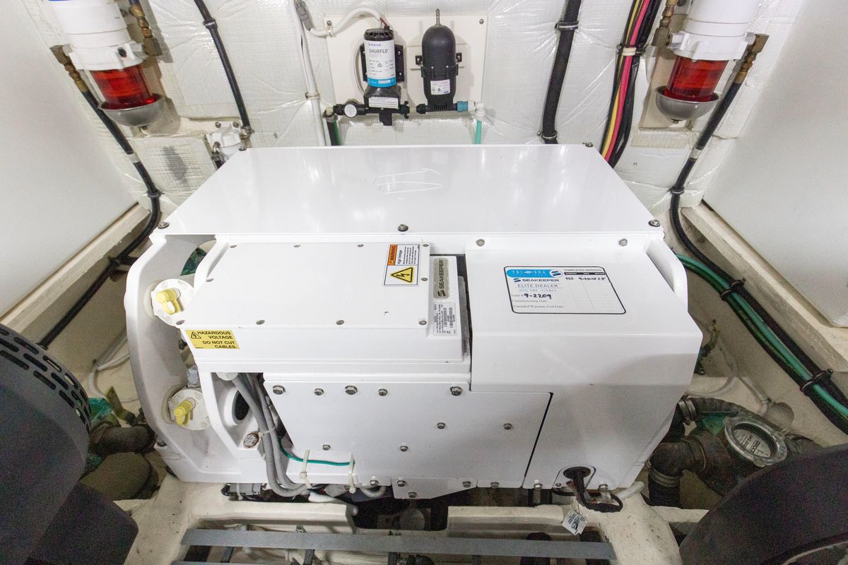 2019 Tiara Yachts 49 