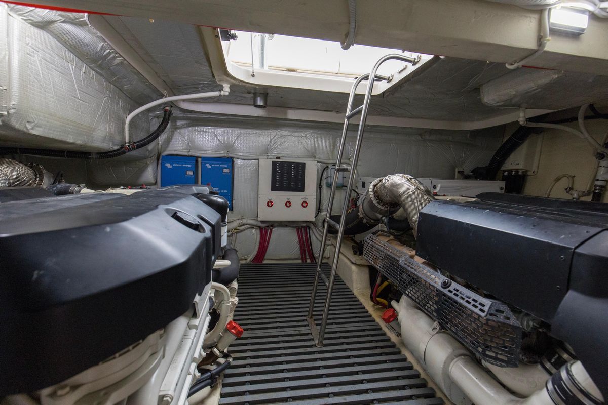 2019 Tiara Yachts 49 