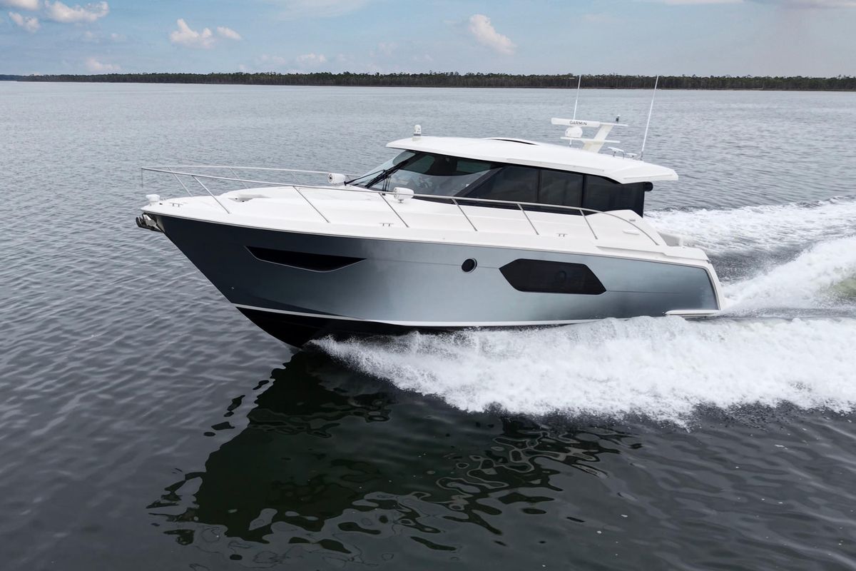 2019 Tiara Yachts 49 