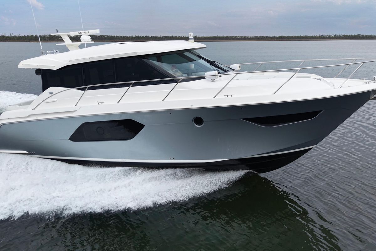 2019 Tiara Yachts 49 