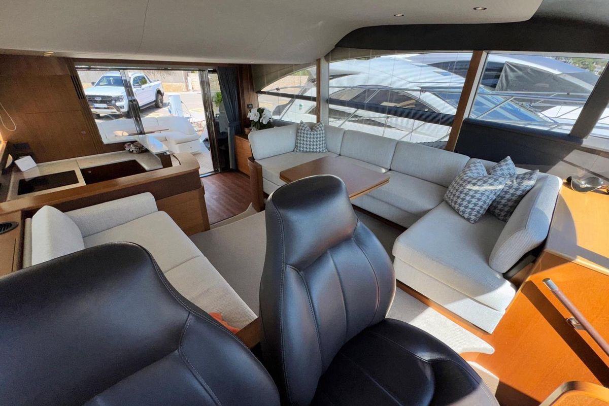 2015 Princess 54 