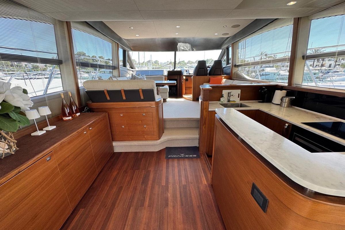 2015 Princess 54 