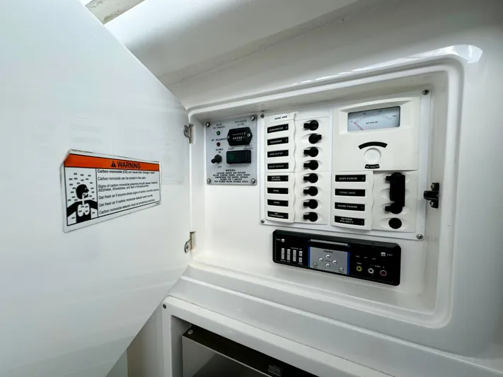 Sea Bandit Yacht Photos Pics 