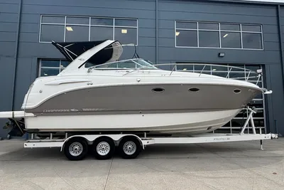 Chaparral Signature 330