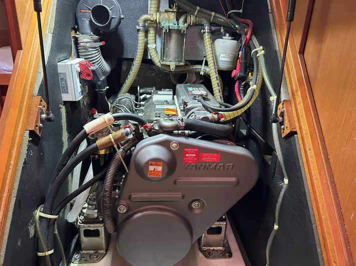 Carmela Yacht Photos Pics 