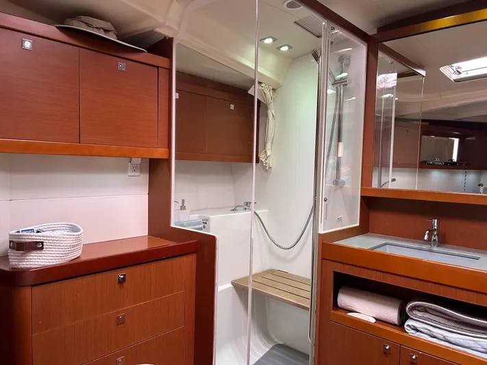 Carmela Yacht Photos Pics 