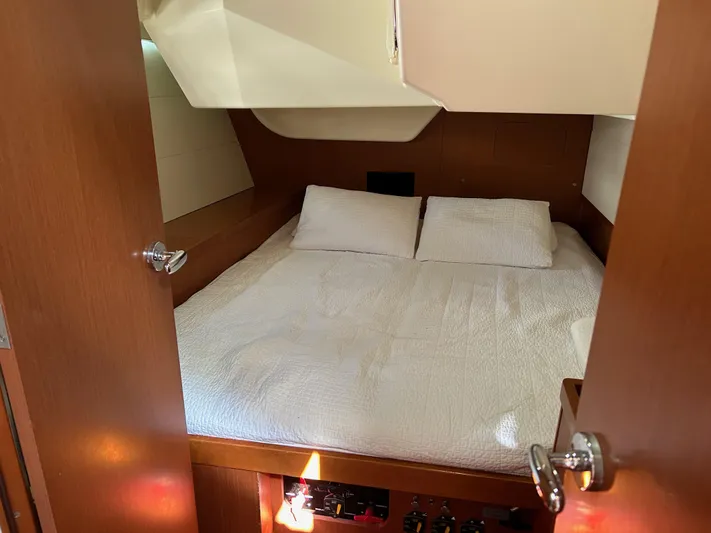 Carmela Yacht Photos Pics 