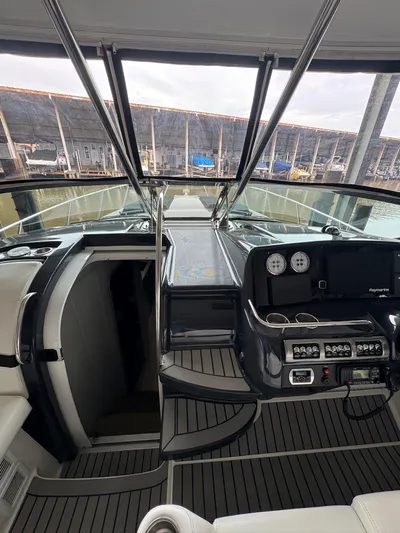 Meant To Be Yacht Photos Pics 