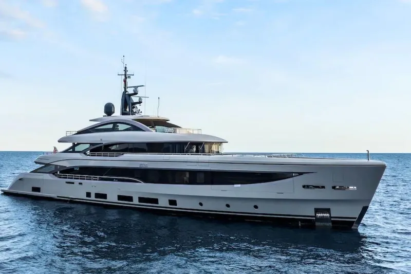  Yacht Photos Pics Benetti 50 2021