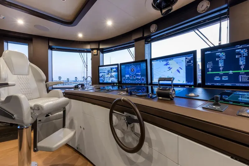  Yacht Photos Pics Benetti 50 2021